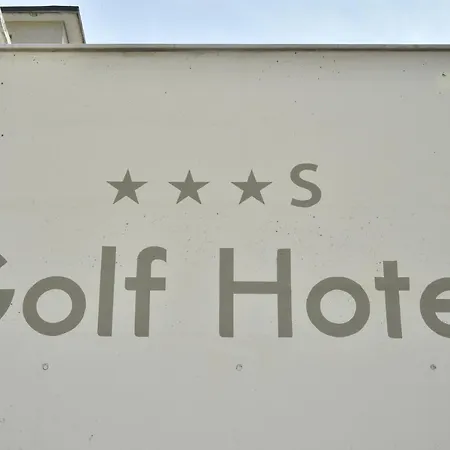 Golf ***s